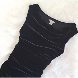 ❤️ Black Velvet H&M sleeveless cocktail dress